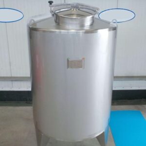 2000 liter tank i Syrafast 316