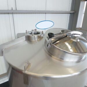 2000 liter tank i Syrafast 316