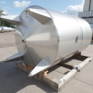 8100 liter tank i Syrafast 316