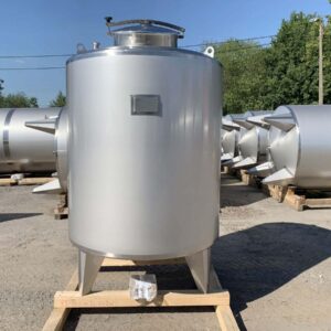 2000 liter tank i Syrafast 316