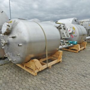 3660 liter tank i Syrafast 316