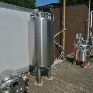 540 liter tank i Syrafast 316