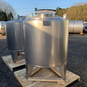 1000 liter tank i Syrafast 316