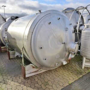 5500 liter tank i Syrafast 316