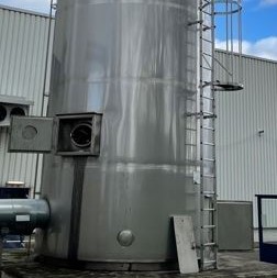 75000 liter tank i Syrafast 316