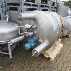 1100 liter tank i Syrafast 316