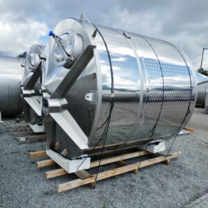 10450 liter tank i Syrafast 316