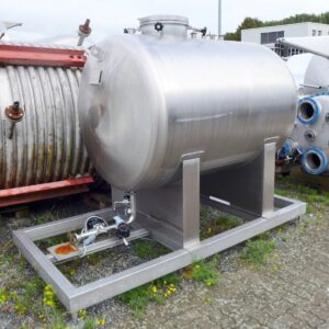 2460 liter tank i Syrafast 316