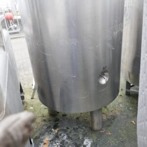 1100 liter tank i Syrafast 316