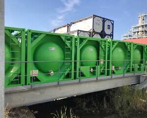 5000 liter tank i Syrafast 316