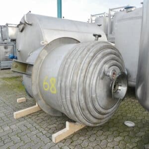 2750 liter tank i Syrafast 316