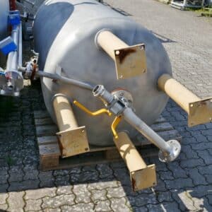 1600 liter tank i Syrafast 316