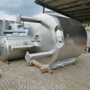 8890 liter tank i Syrafast 316