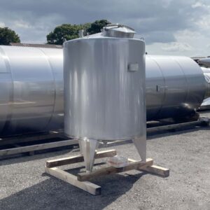 2500 liter tank i Syrafast 316