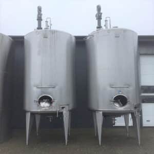 10000 liter tank i Syrafast 316