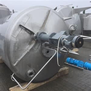 10000 liter tank i Syrafast 316