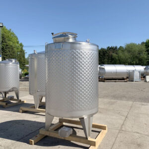 2000 liter tank i Syrafast 316