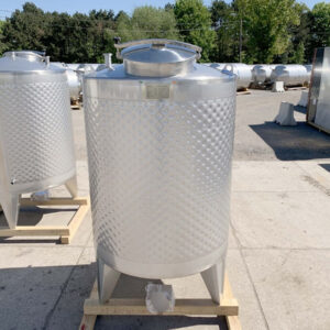 2000 liter tank i Syrafast 316