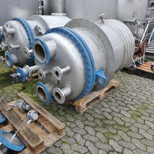 1300 liter tank i Syrafast 316