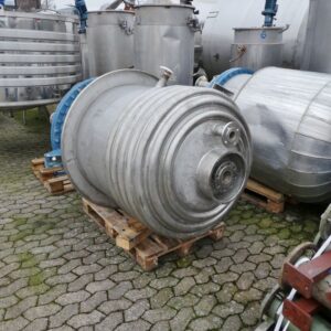 1300 liter tank i Syrafast 316