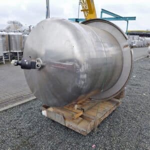 3000 liter tank i Syrafast 316