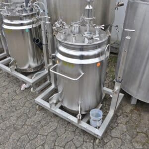 120 liter tank i Syrafast 316