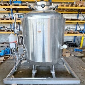 1500 liter tank i Syrafast 316