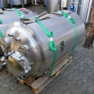 800 liter tank i Syrafast 316