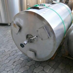 800 liter tank i Syrafast 316