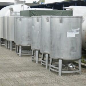 1000 liter tank i Syrafast 316