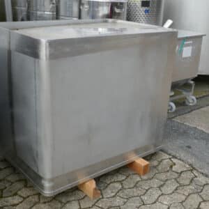 900 liter tank i Rostfritt 304