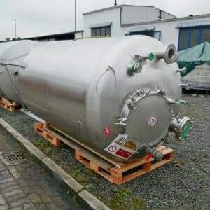 5000 liter tank i Syrafast 316