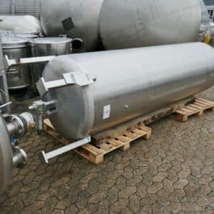 2600 liter tank i Syrafast 316