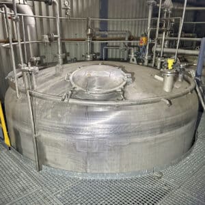 67000 liter tank i Syrafast 316