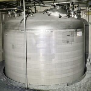 48100 liter tank i Syrafast 316