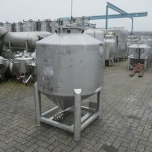 1000 liter tank i Syrafast 316