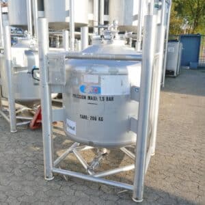 1038 liter tank i Syrafast 316